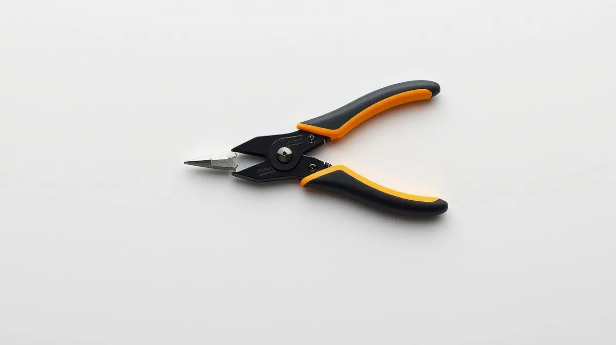 Fotografia profissional de um alicate de corte diagonal, representando os melhores modelos disponíveis no mercado para todos os tipos de trabalho.