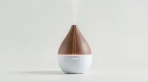 Fotografia profissional de um difusor de ambiente ultrassônico moderno, simbolizando os melhores aparelhos para aromatizar e umidificar sua casa.